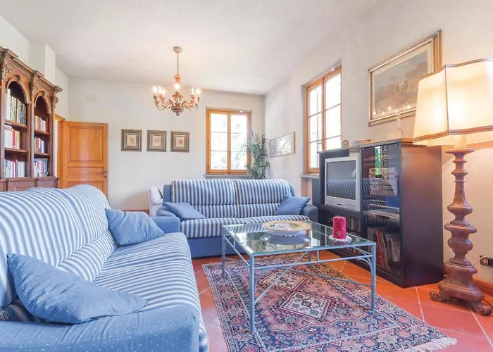 Semesterbostad Holiday Il Colle Molezzano